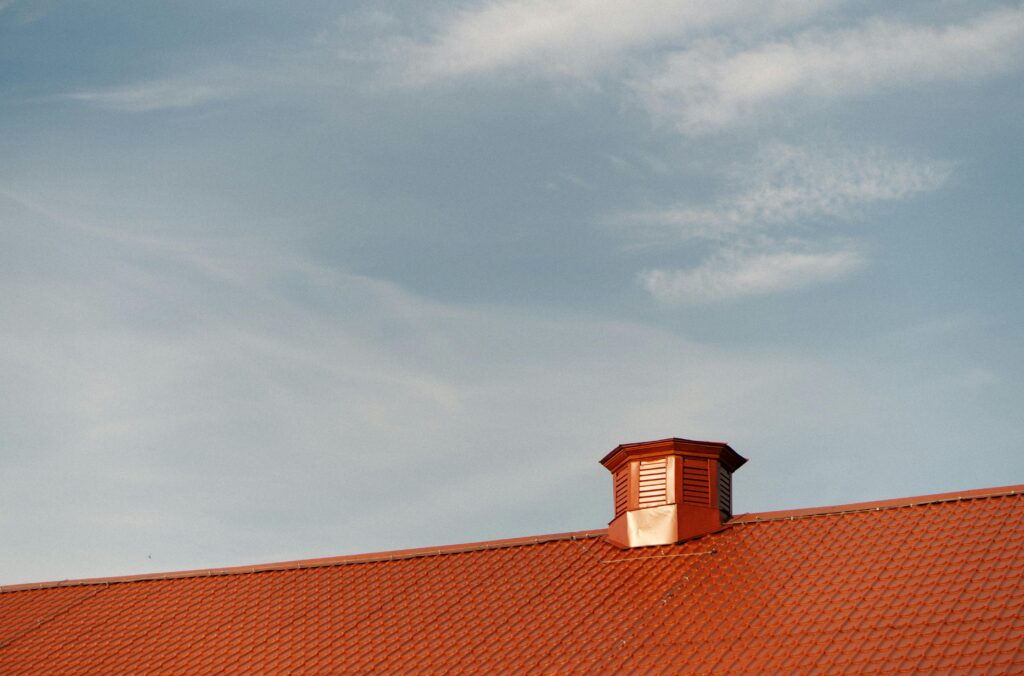 Cleaning Metal Roofs